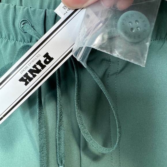 PINK by Victoria’s Secret Women's Green Cargo Pants - Picture 8 of 15